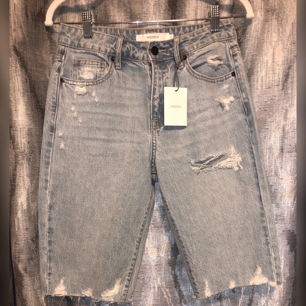 Burmuda shorts